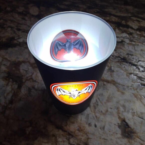 Set of 4 New Bacardi Illuminated Cups with Bat Print - Picture 3 of 3